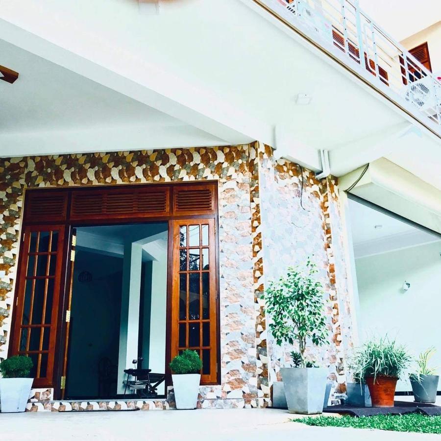The City Tourist Hotel Anuradhapura Eksteriør billede